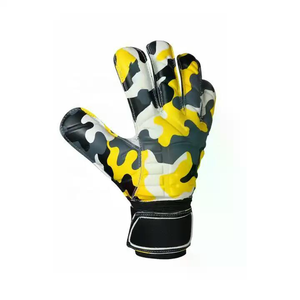 Nouveauté 2024 Gants de gardien de but en cuir de haute qualité, design personnalisé, fabrication professionnelle au Pakistan - Product Image 2