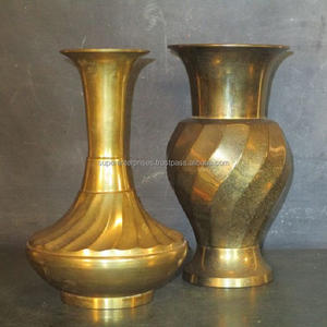 Jarrones de flores con estilo de lujo de latón para decoración de sala de estar de boda, macetas de metal antiguo de hierro martillado y centro de mesa - Product Image 4