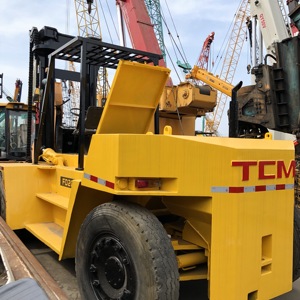 Montacargas Diésel Usado de Servicio Pesado TCM <span class=keywords><strong>FD200</strong></span> con Contrapeso, Capacidad de 20 Toneladas - Product Image 2