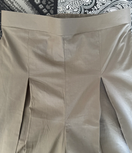 ชุดเสื้อเชิ้ตเข้ารูปและกางเกงทรงบอลลูน - สีเขียวเอิร์ธกรี - Product Image 3
