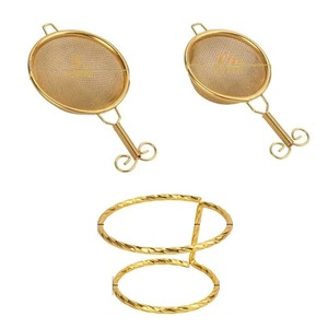 Utensilios de cocina antiguos y únicos, colador de metal dorado con malla fina y mango decorativo para uso en la cocina. - Product Image 1
