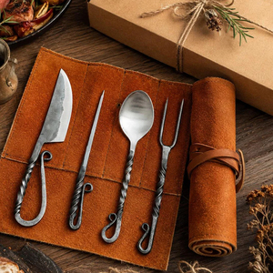 Ensemble de cuillères faites à la main |   Ensemble de couverts médiévaux en fer, cuillère, fourchette, couteau, forgés à la main, ustensiles vikings avec étui en cuir |   Cadeau pour lui - Product Image 1