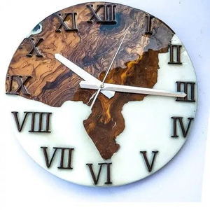 Horloge murale personnalisée en bois et résine époxy, décoration murale artistique préservée - Product Image 5