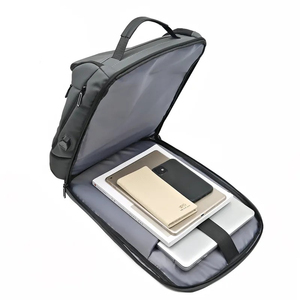 Mochila para portátil de diseño moderno, ligera, personalizada, de lujo, para viajes, negocios, estudiantes y oficina. - Product Image 4
