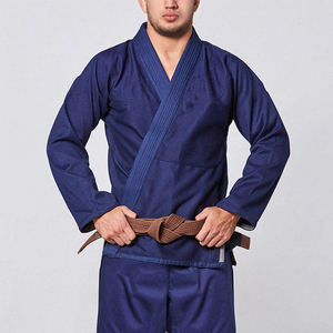 Uniforme de BJJ pour hommes en matériau durable, disponible en gros, sur mesure, anti-plis, de qualité supérieure - Product Image 3