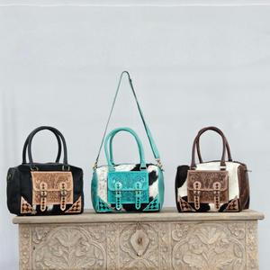 Bolsa de Viaje de Cuero de Lujo con Panel de Piel de Vaca, Diseño a Cuadros, Cierre de Cremallera, Color Verde Azulado, Estilo Casual - Product Image 6
