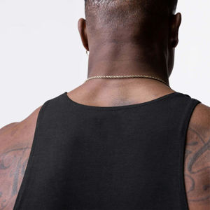 เสื้อกล้ามสำหรับนักกีฬาผู้ชาย ระบายอากาศได้ดี แห้งเร็ว ใส่สบาย เหมาะสำหรับการออกกำลังกายหนักและเล่นกีฬา - Product Image 3