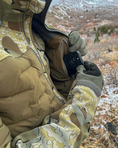 Veste de chasse hybride chaude à capuche Axis pour homme, isolée, en softshell marron, tenue de tir d'extérieur, vestes de chasse softshell personnalisées - Product Image 3