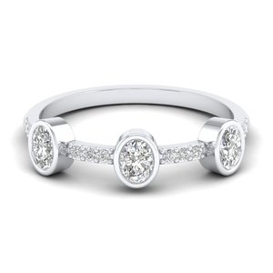 แหวนหมั้น REYES Exclusive เงินแท้ 925 ประดับเพชรโมอิสซาไนต์ทรงรี 0.71 กะรัต ดีไซน์คลาสสิก ของขวัญวันเกิดสุดหรูสำหรับเธอ - Product Image 5