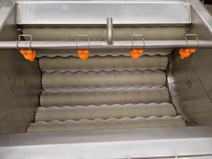 Ligne de production semi-automatique Machine de fabrication de chips de pommes de terre Ligne de production de chips de pommes de terre Machine de production de petites - Product Image 3