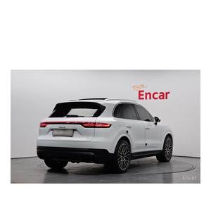 Porsche Cayenne 3.0 2024 con Caja de Cambios Automática, 84,533 km, Asientos de Cuero, Cámara Trasera, Volante a la Izquierda - Product Image 2