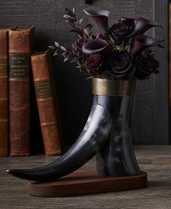 Macetero Geométrico de Metal para Flores, Cubo para Suculentas, Centro de Mesa para Bodas y Eventos, Decoración Personalizada en Tamaño y Forma, Hecho a Mano - Product Image 5