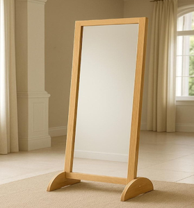 Espejo de pie minimalista de roble natural. Base robusta en forma de T ofrece un aspecto limpio y atemporal. Disponible a precio de mayorista. - Product Image 1