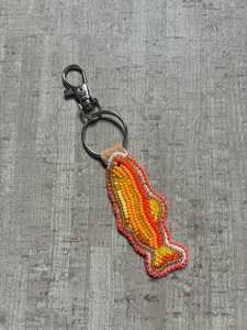 Llavero de Fieltro Ecológico con Mosquetón, Bordado a Mano, con Diseño de Frutas, Peces y Animales, en Naranja y Amarillo - Product Image 3