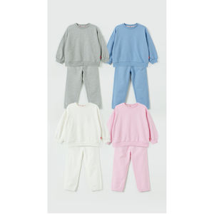 Ensemble de vêtements pour enfants OZKIZ de style coréen, unisexe, 2 pièces, manches longues, 2-6 ans, pantalon de survêtement printemps, vente en gros, mode enfantine - Product Image 1
