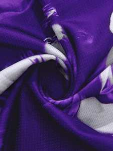 เสื้อเจอร์ซีย์ตาข่ายกราฟิก OEM ทรงโอเวอร์ไซส์ สไตล์สตรีทแวร์ เสื้อกีฬาฤดูร้อน ผู้ผลิตขายส่ง - Product Image 3