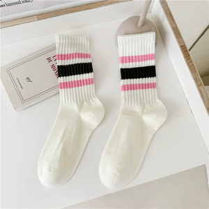Chaussettes de sport en coton imprimées sur mesure, chaussettes athlétiques, logo OEM, fournisseur en gros, marque privée, chaussettes respirantes - Product Image 3