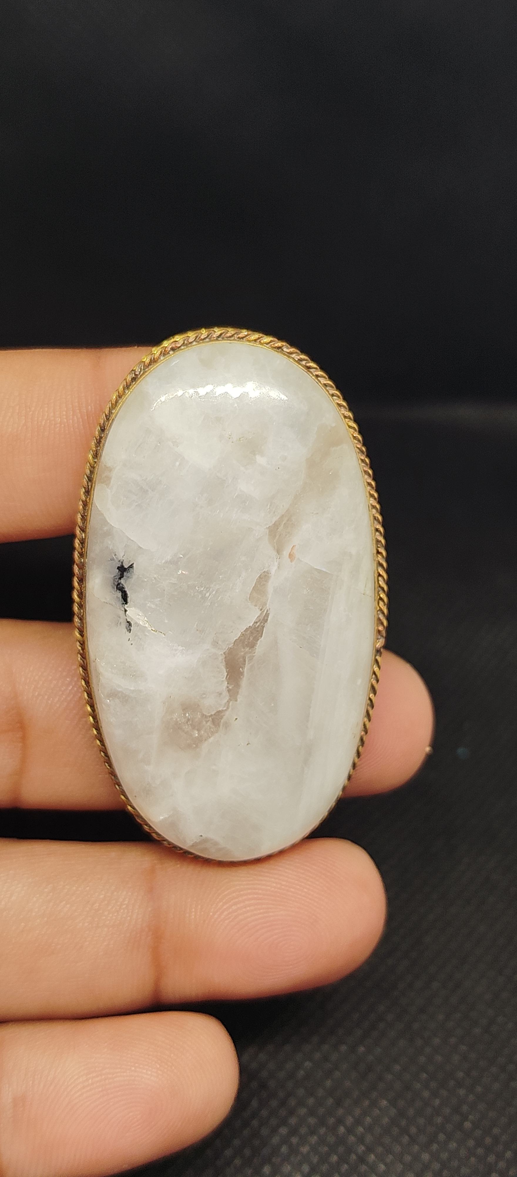 จี้ทองเหลือง