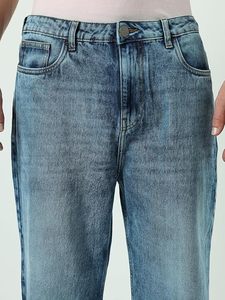 Jean en denim délavé bleu décontracté pour homme, coupe droite ample taille mi-haute, 100 % coton, style vintage, écologique et de qualité supérieure - Product Image 6