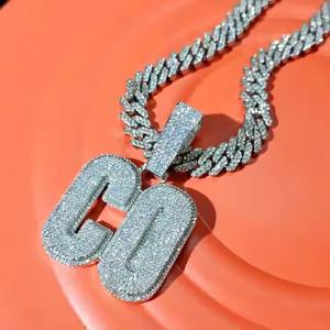 Cadena Cubana Personalizada con Colgante de Nombre Grande, Collar con Nombre Incrustado, Joyería Personalizada de Oro y Perlas para Compromiso y Cumpleaños - Product Image 3