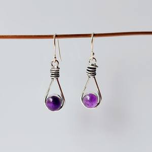 ต่างหูอเมทิสต์ชุบทอง/เงิน เงินแท้ พลอยธรรมชาติ เครื่องประดับทำมือสำหรับผู้หญิง ของขวัญวันครบรอบสุดคลาสสิก - Product Image 1