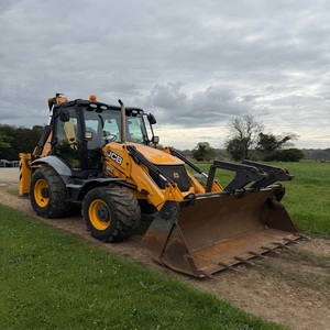 รถตักล้อยาง JCB 3CX มือสองคุณภาพเยี่ยม สภาพการทำงานดีเยี่ยม ระบบไฮดรอลิกเดิม พร้อมใช้งานสำหรับงานก่อสร้าง - Product Image 1