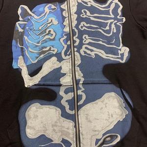 Sudadera con Capucha y Cremallera Completa de Algodón con Impresión DTG de Calidad Premium, Personalizable con Marca, Diseño Clásico Urbano, Unisex - Product Image 4