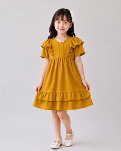 ชุดเดรสเด็กผู้หญิงสีเหลือง แขนสั้น ผ้าฝ้ายสีพื้น ระบายอากาศได้ดี สไตล์กระโปรง เหมาะสำหรับฤดูร้อน - Product Image 1