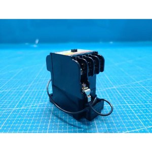 Microcontrôleur Hitachi H8C 8 bits d'occasion – Pièces détachées d'équipement semi-conducteur de génération précédente - Product Image 4