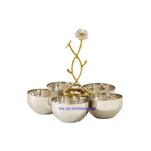 Cuenco decorativo con forma de flor chapado en oro pulido brillante, acero inoxidable, latón, Metal, alta demanda, conjunto moderno, cinco cuencos - Product Image 1