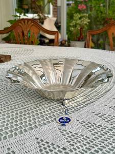Moderna Tazón de Metal para Servir Ensaladas, Frutas y Bocadillos - Product Image 5