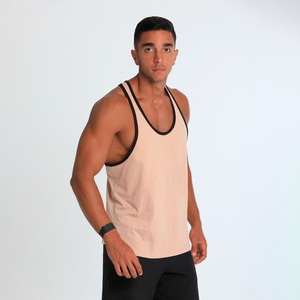 Camiseta sin mangas de punto para hombre, color melocotón sólido, con ribete negro, cuello redondo, para gimnasio - Product Image 5