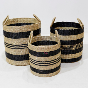 Panier à linge en jonc de mer fait main, ensemble de bacs de rangement tressés naturels avec poignées pour la décoration intérieure - Product Image 5