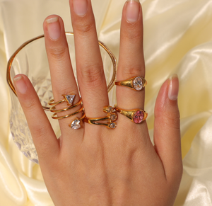 Bague signet massif plaqué or avec diamant ovale solitaire serti clos en or pur 14 carats, diamant de laboratoire, bijoux fins pour femme - Product Image 4