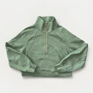 Sudadera Oversize con Cuello de Campana y Media Cremallera Verde Salvia - Product Image 2