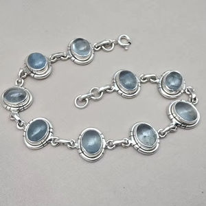 Bracelet de fiançailles religieux pour femme en argent sterling 925 fait main avec pendentif ovale facetté en pierre précieuse Aqua - Product Image 1