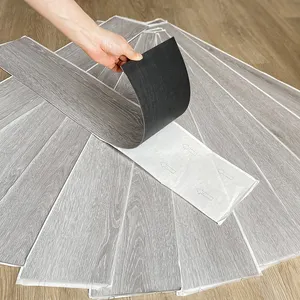 批发高品质商用室内粘性可剥离塑料仿木纹乙烯基地板