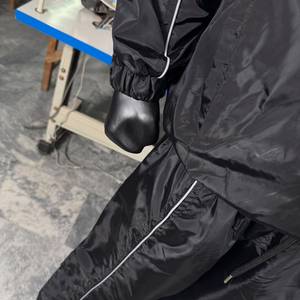 WZ SPORTS Survêtement noir pour homme, manches longues, fermeture éclair, couleur unie, design sportif, séchage rapide, vêtements de sport en polyester - Product Image 5