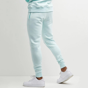 Conjunto Deportivo Personalizado con Logotipo, Ropa Deportiva de Alta Calidad en Felpa, Traje para Correr, Fabricante de Conjuntos Deportivos - Product Image 3