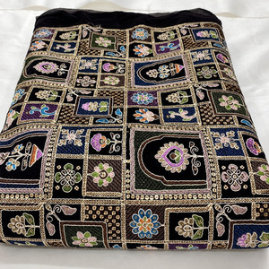 Tela de seda bordada con diseño de encaje para caftanes y abayas, ideal para fabricantes de prendas de moda modesta, exportación global. - Product Image 4