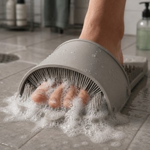 Brosse à pieds 3D mains libres pour le nettoyage des pieds, soin des pieds, beauté coréenne, bienfaits pour la santé, soin des ongles, toucher doux, nettoyage amélioré - Product Image 1