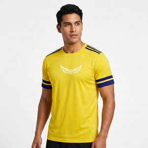 เสื้อเจอร์ซีย์คอกลมแขนสั้นสำหรับผู้ชาย สีเหลือง ผลิตจากโพลีเอสเตอร์ ระบายความชื้นได้ดี พร้อมโลโก้พิมพ์ด้านหน้า - Product Image 4