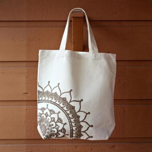 OEM ODM Eco Friendly Canvas <b>Tote</b> <b>Bag</b> with Traditional Letter Pattern Custom Logo Option Grocery & <b>Beach</b> Use - Product Image 5