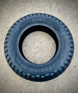 Neumático sin cámara para scooter K535B 130/90-10 de Vietnam KUMATIRE para Honda Zoomer, ideal para desplazamientos urbanos y reparto. - Product Image 2