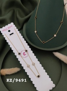 Pendentif Trèfle le plus vendu, anti-ternissement, étanche, bijoux pour femme, pendentif porte-bonheur, usage quotidien, cadeau disponible à la vente - Product Image 4