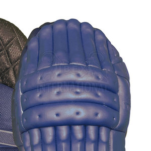 Protège-jambes de cricket professionnels, protection haute performance, design léger, ajustement confortable, sangles réglables, cuir PU respirant - Product Image 3