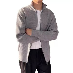 Manteau en tricot d'hiver de haute qualité avec logo personnalisé OEM, veste zippée en maille unie, col rabattu, vente en gros - Product Image 5