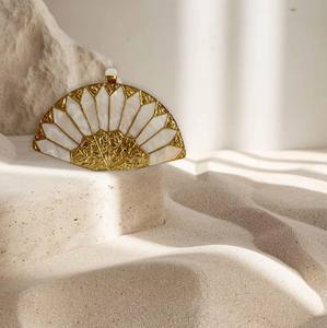 Bolso de mano con forma de abanico de nácar para mujer, para bodas, fiestas, eventos nocturnos, venta al por mayor en India - Product Image 3