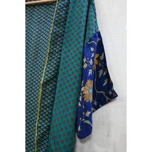 Kimono court en soie indienne, peignoir imprimé fait main, vêtement de nuit, robe de chambre pour femme, tenue de détente - Product Image 3