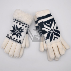 Magic <b>Gloves</b> Fashion Handmade Flower <b>Touchscreen</b> Fluffy Cuff Winter Knit Women Customized BSCI Unisex Adults Plain Acrylic <b>Glove</b> - Product Image 3